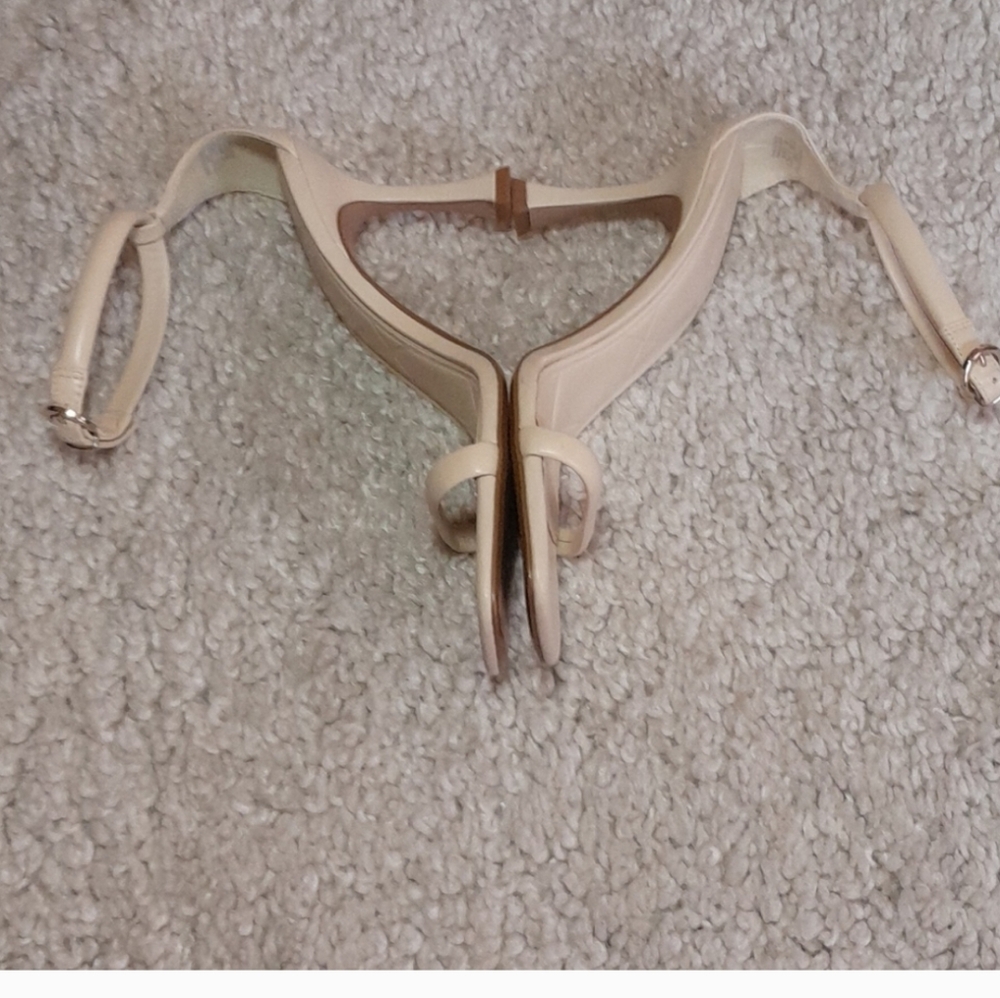 ZARA CREAM PUMPS Size 9 - Picture 12 of 14